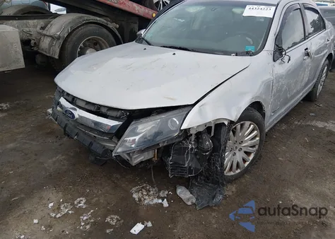 2010 Ford Fusion Hybrid from USA, damaged, VIN 3FADP0L33AR380512